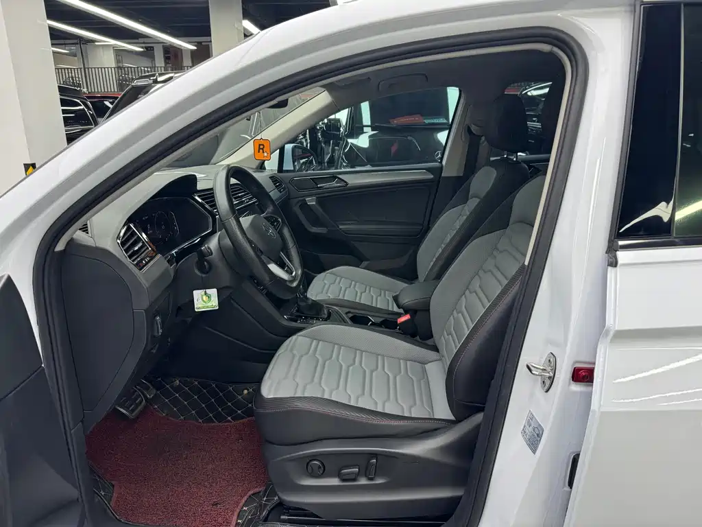 Volkswagen Tiguan X — миниатюра 4