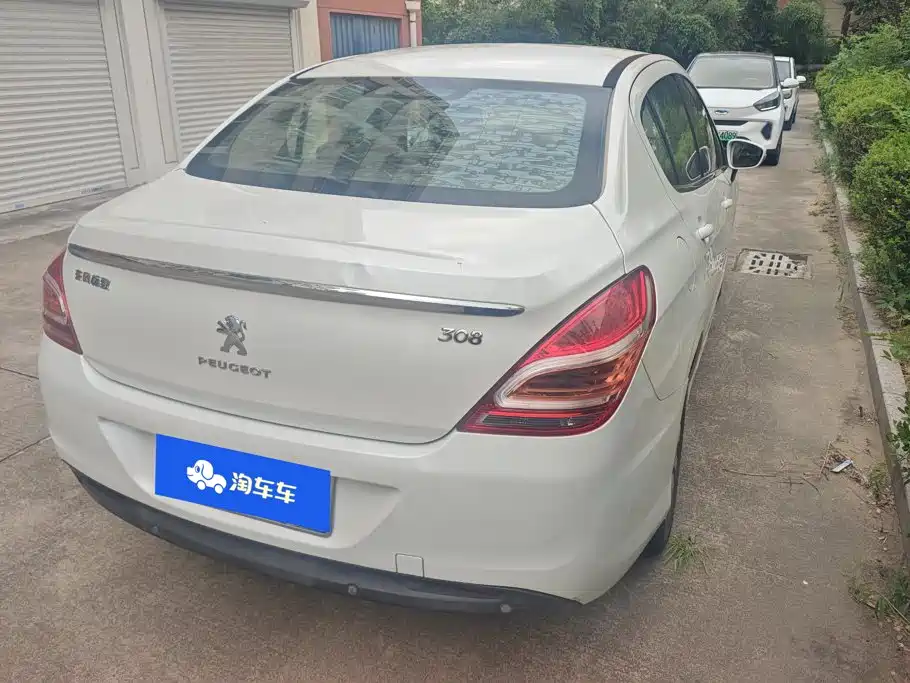 Peugeot 308 — миниатюра 3