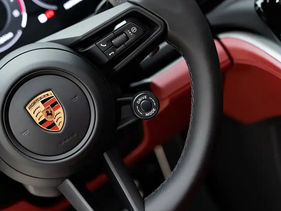 Porsche Panamera — миниатюра 19
