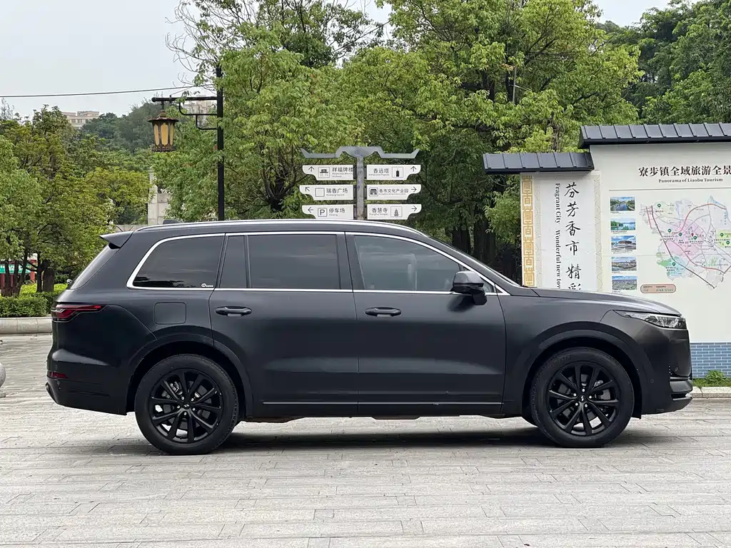 Li Auto Li ONE — миниатюра 8