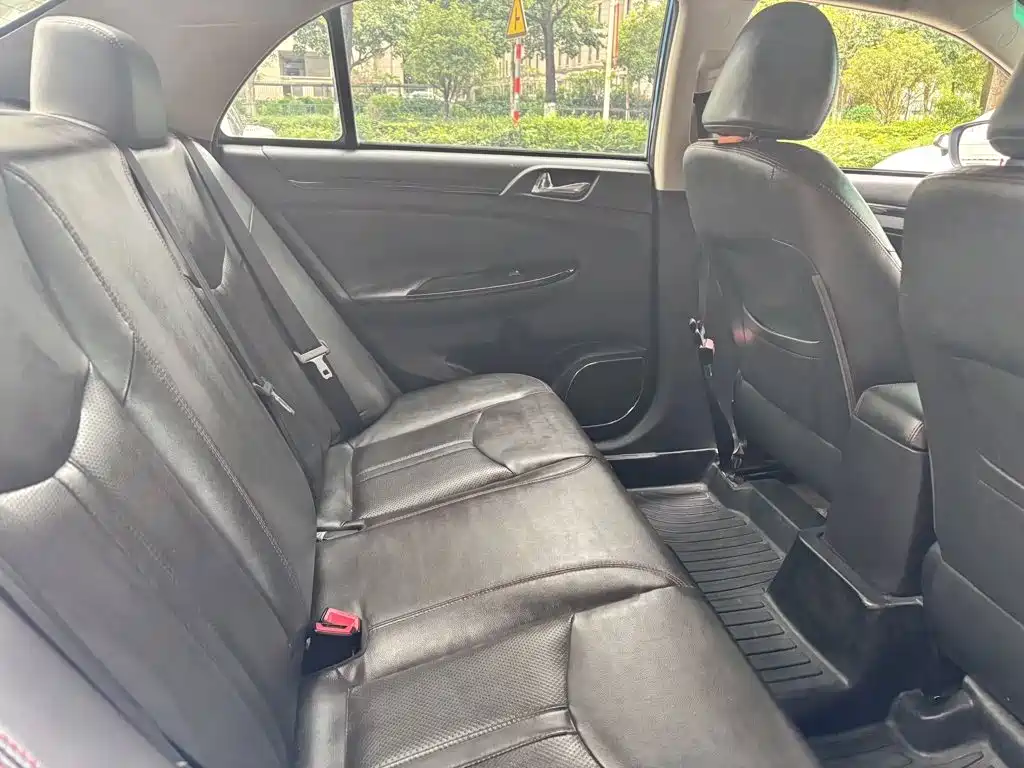 BYD e5 — миниатюра 6