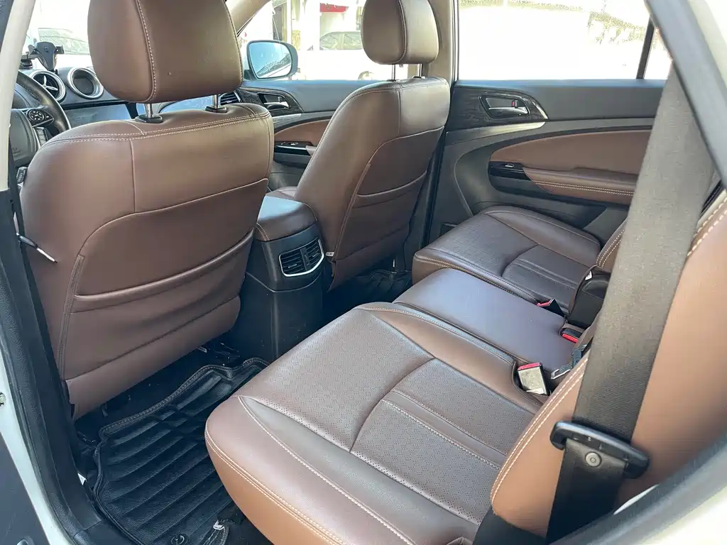 BYD S7 — миниатюра 8