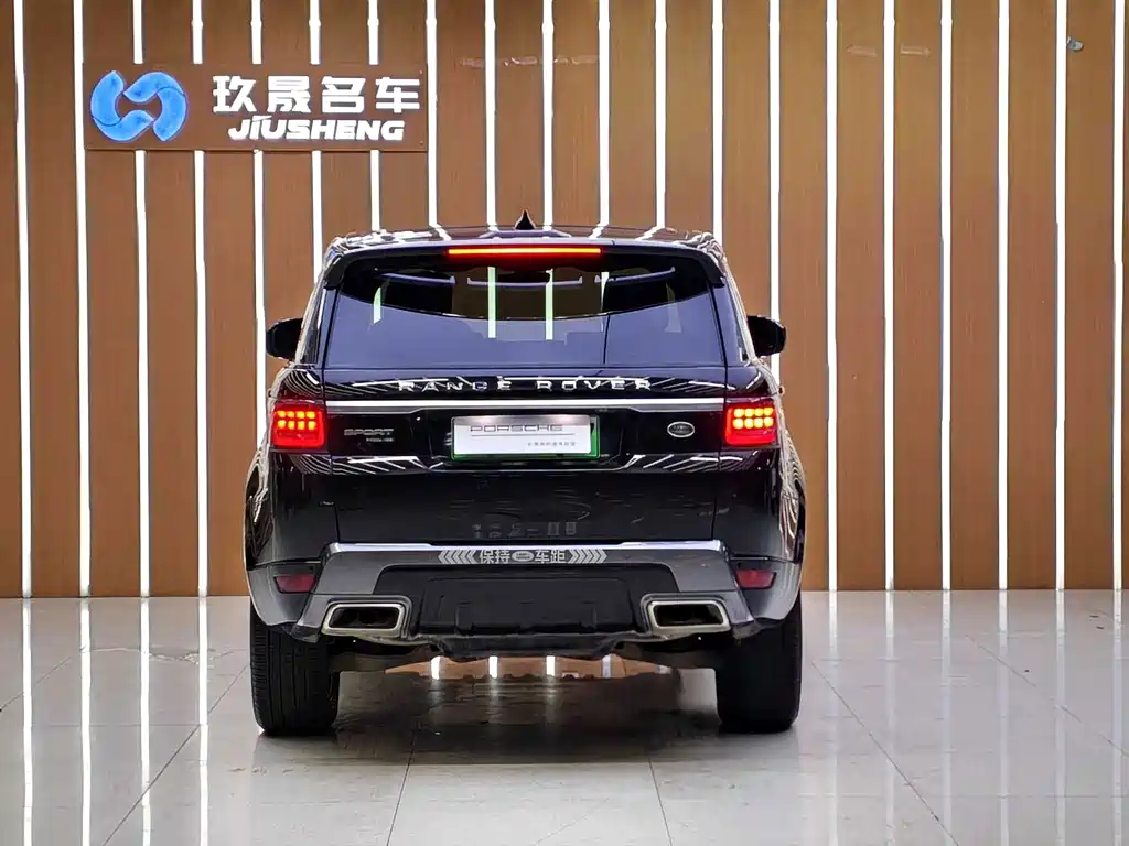 Land Rover Sport PHEV — миниатюра 18