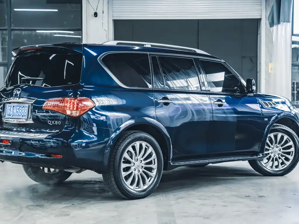 INFINITI QX80