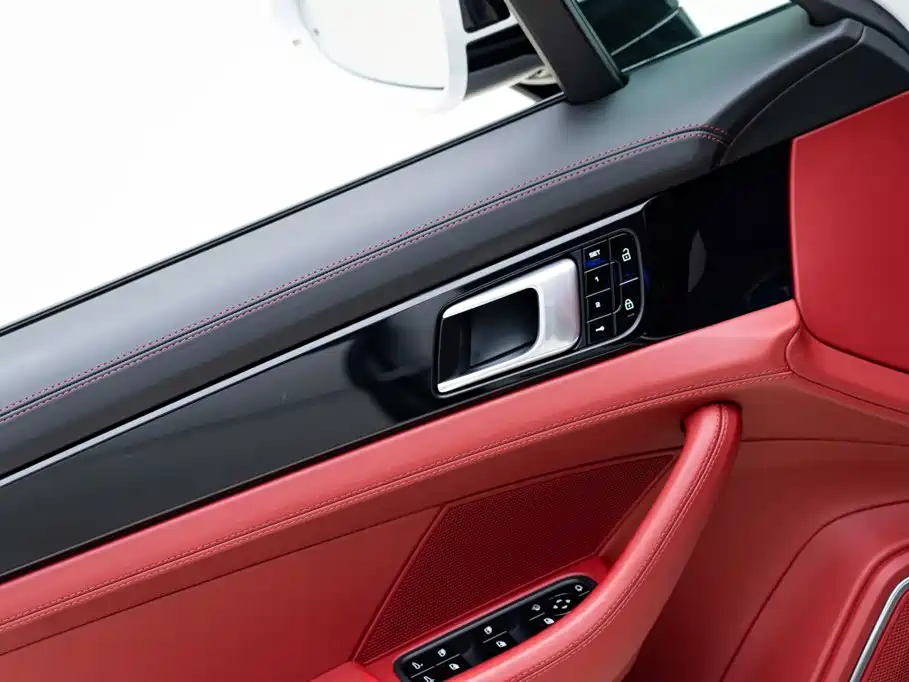 Porsche Panamera — миниатюра 12