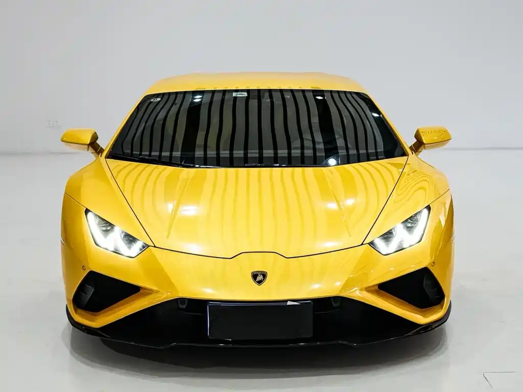 LAMBORGHINI HURACÁN