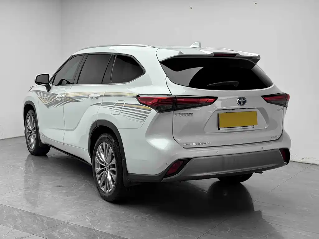 Toyota Highlander — миниатюра 5