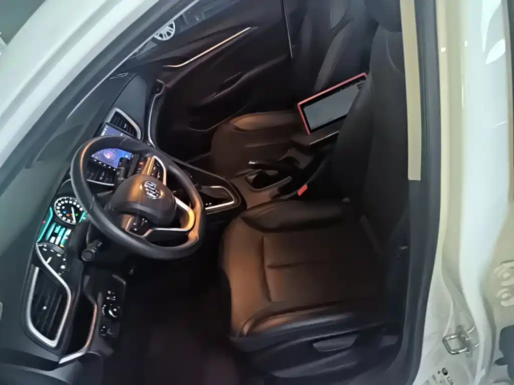 Buick Excelle — миниатюра 15