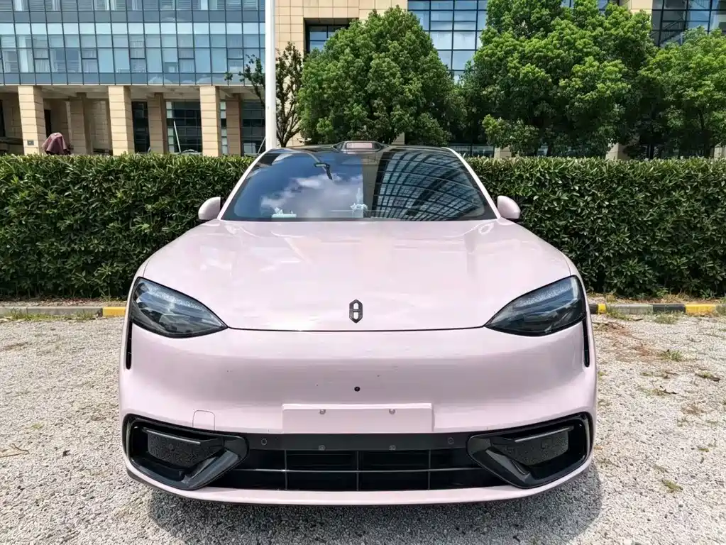 AITO AITO M6 — миниатюра 2