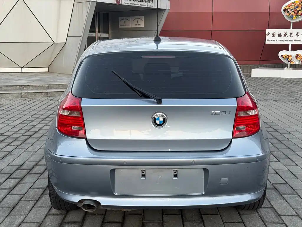 BMW 1 Series (Import) — миниатюра 5