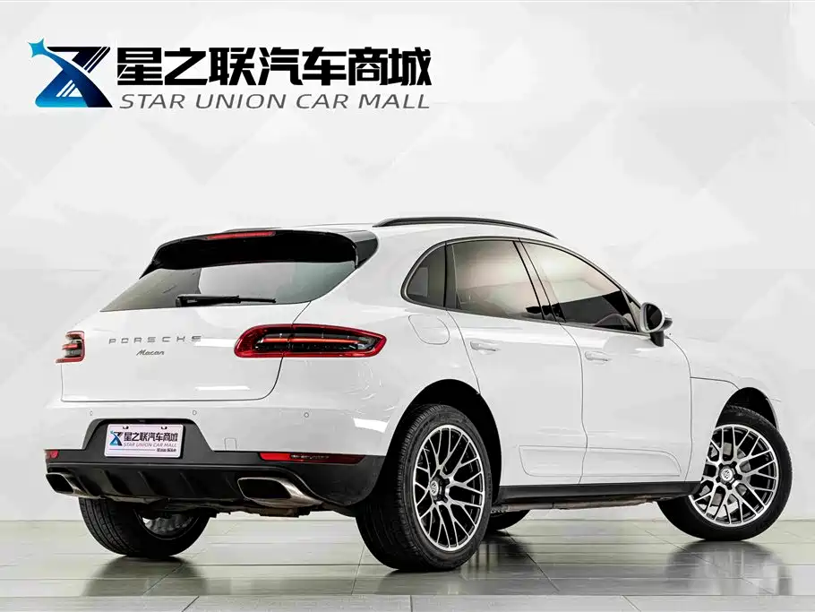 Porsche Macan — миниатюра 7
