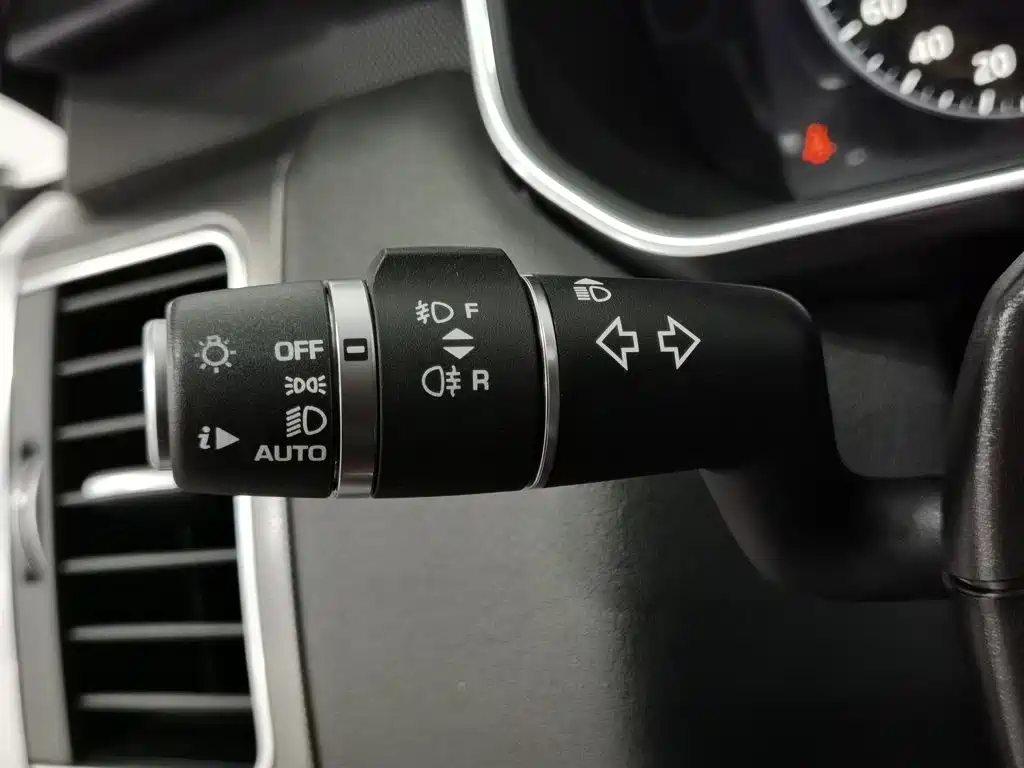 Land Rover Sport — миниатюра 21