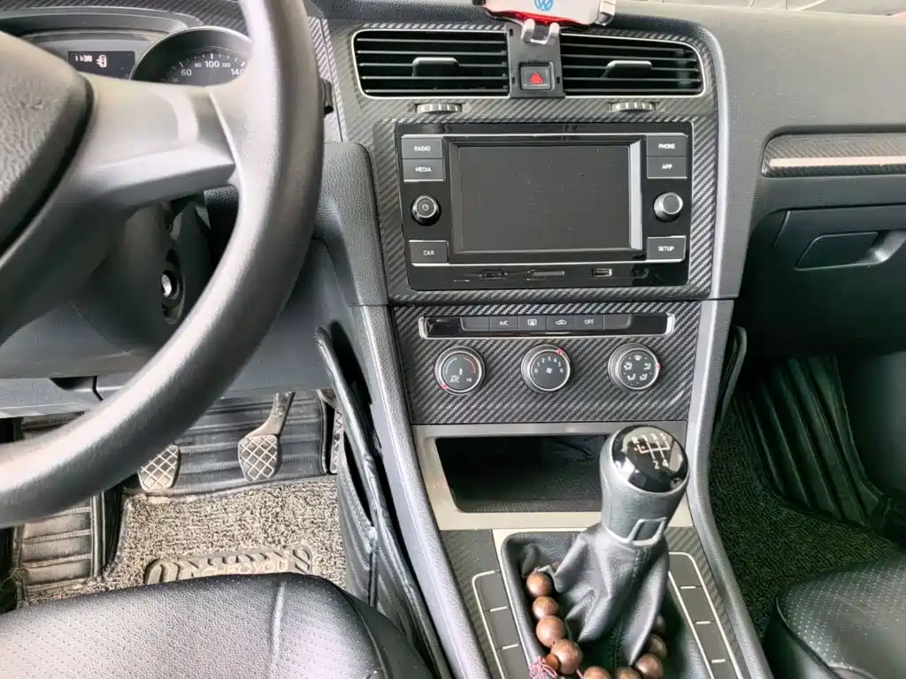Volkswagen Golf — миниатюра 13