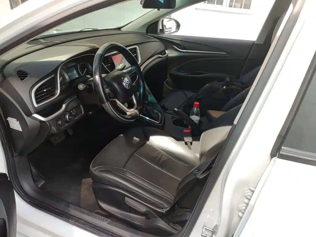 Buick Excelle — миниатюра 15