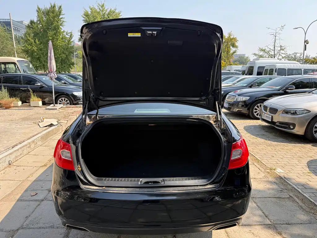 Hongqi Hongqi H7 — миниатюра 24