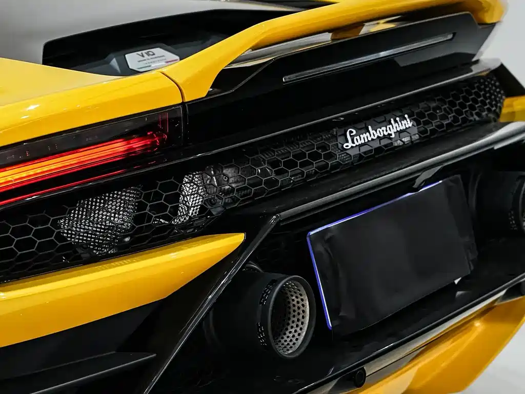 LAMBORGHINI HURACÁN