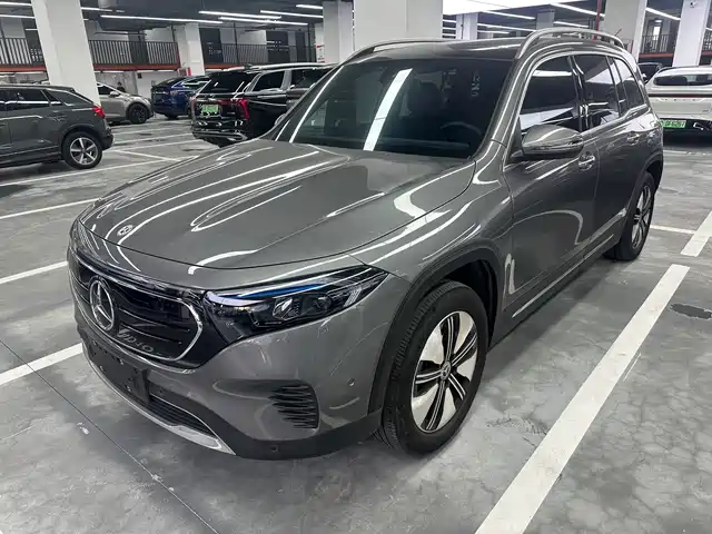 Mercedes-Benz EQB