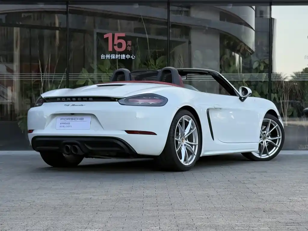 Porsche 718 2023 Boxster 2.0T