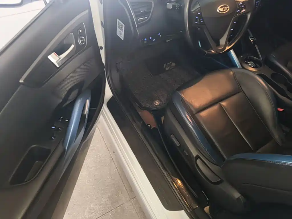 Hyundai Veloster — миниатюра 16