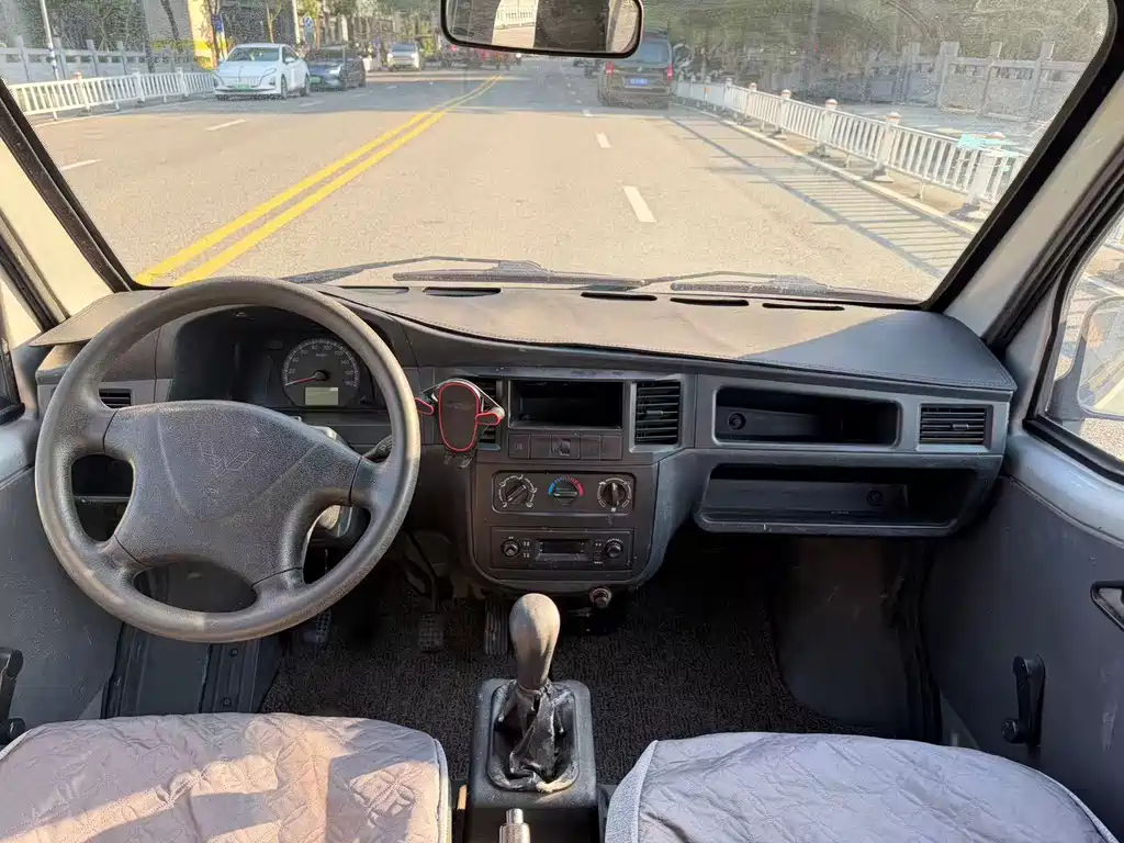Wuling Zhiguang — миниатюра 8
