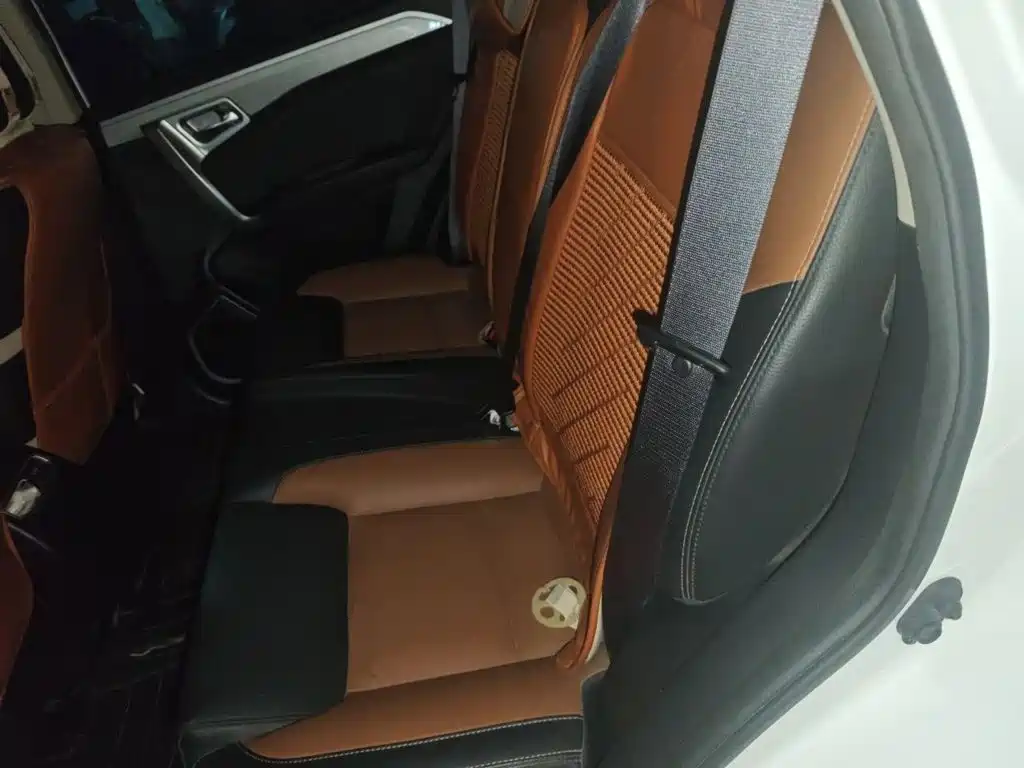Geely Vision X6 — миниатюра 18