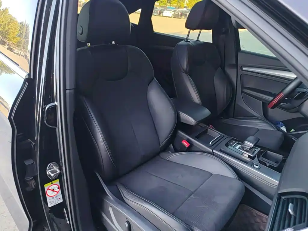 Audi Q5L Sportback — миниатюра 25