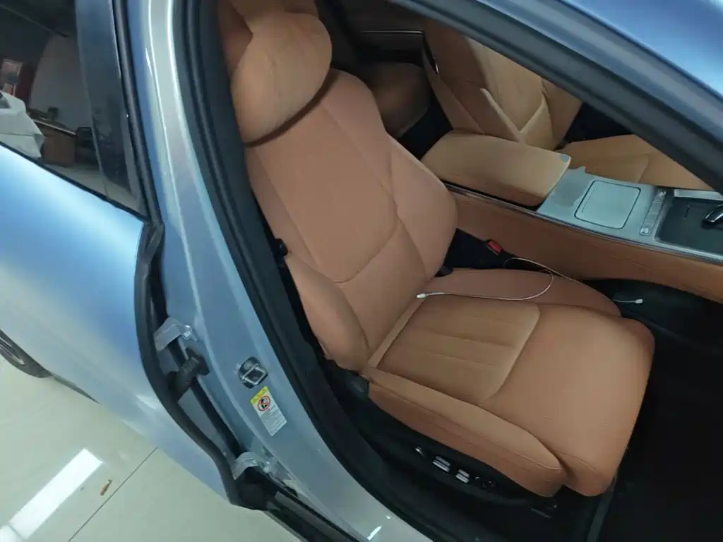 BYD Хань Ли — миниатюра 25