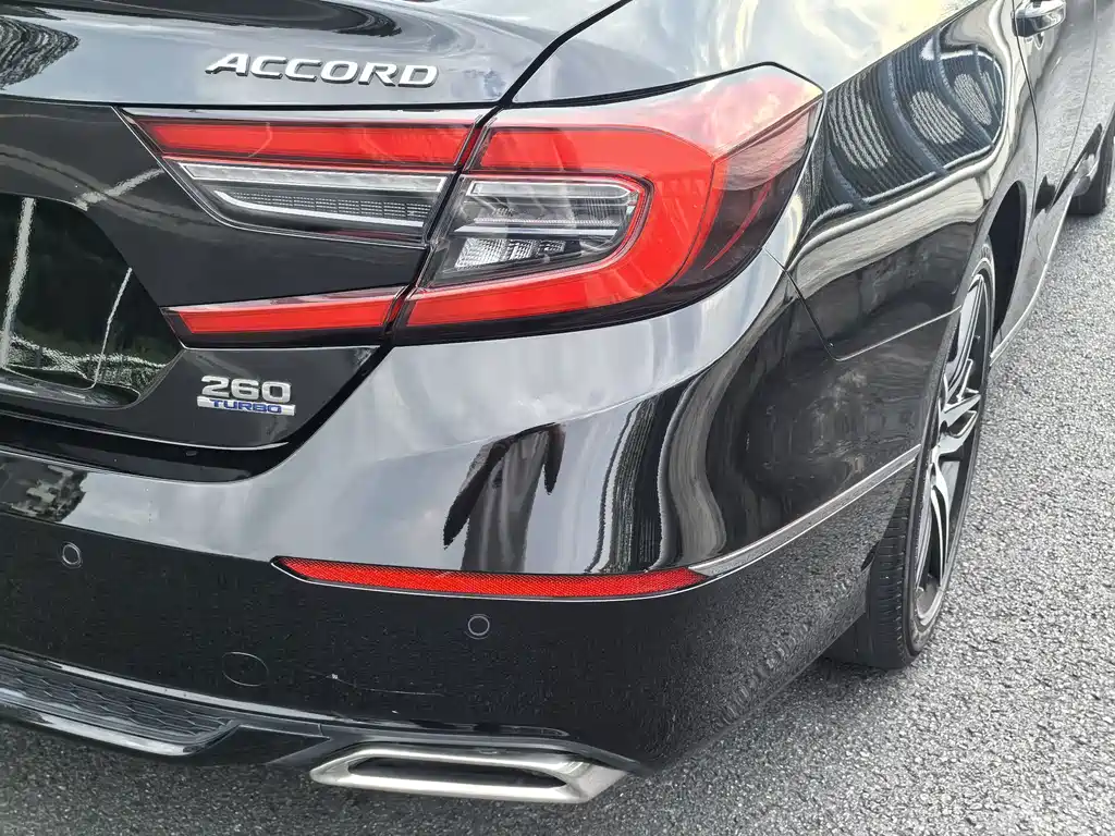 Honda Accord — миниатюра 10