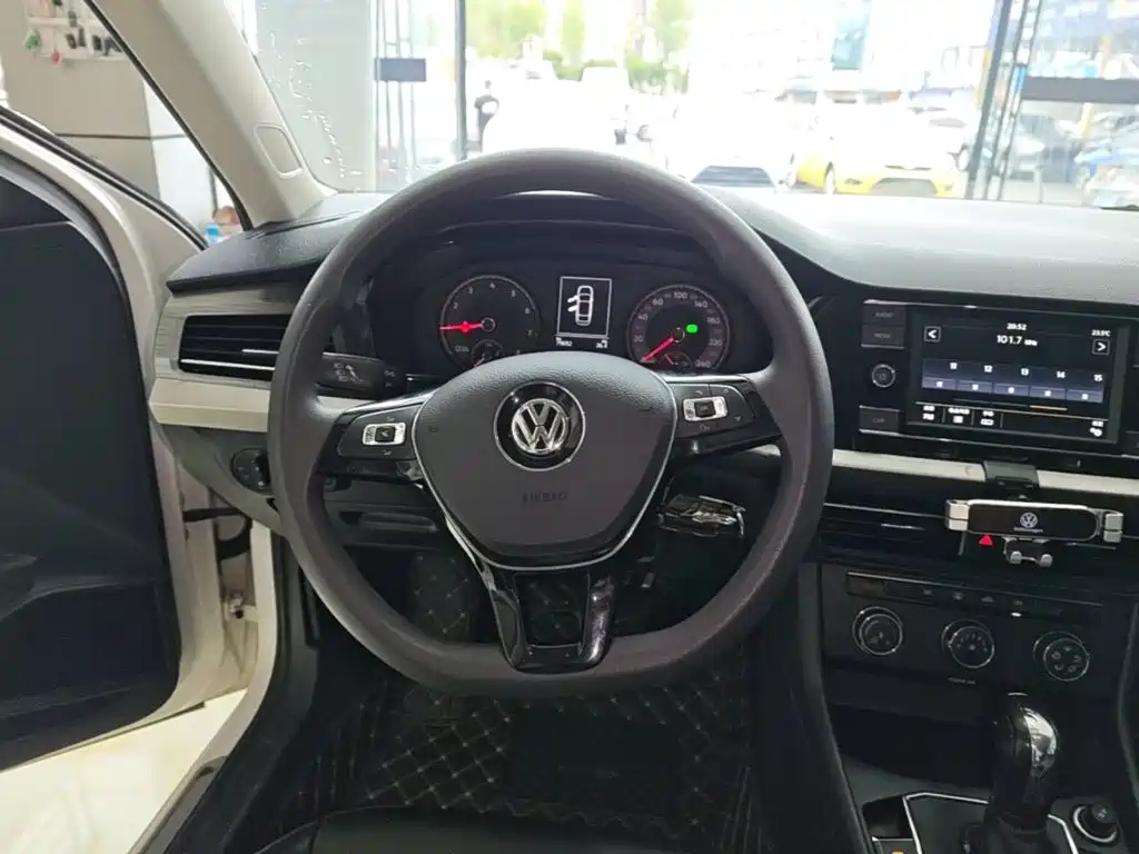 Volkswagen Lavida — миниатюра 11