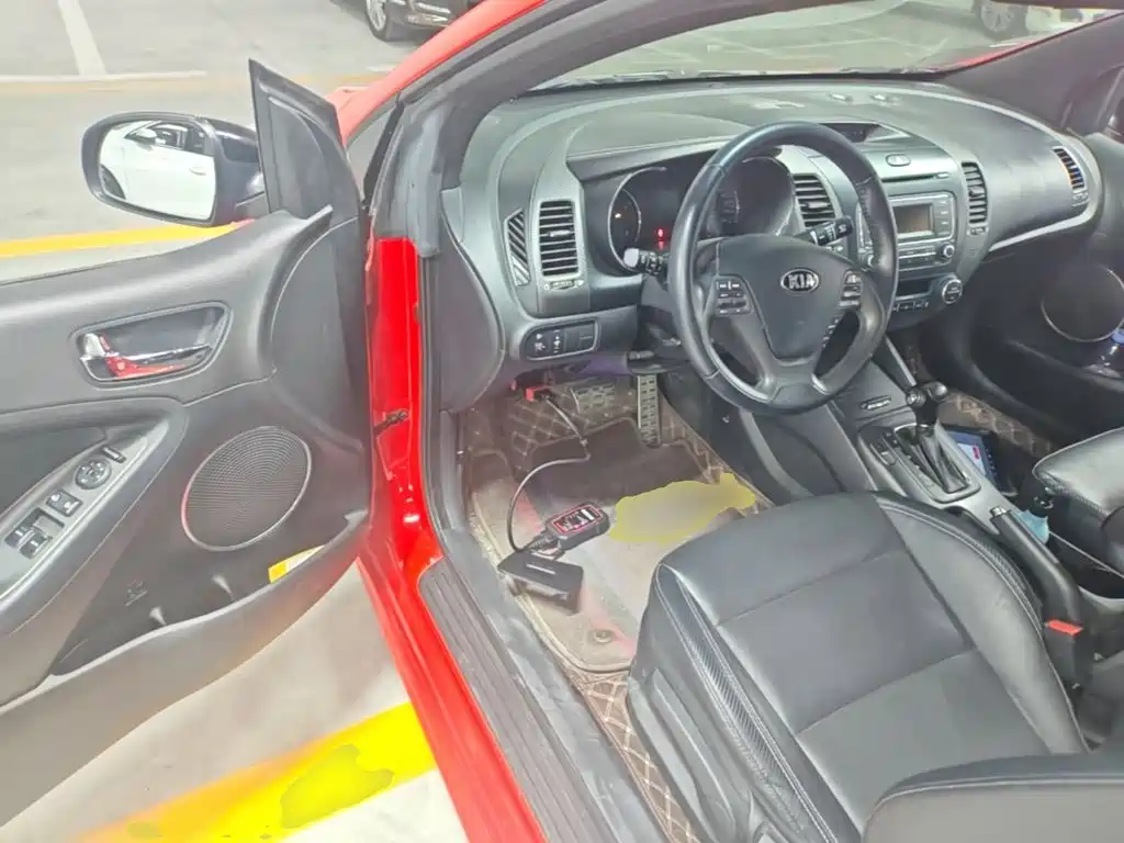 Kia Shuma — миниатюра 16