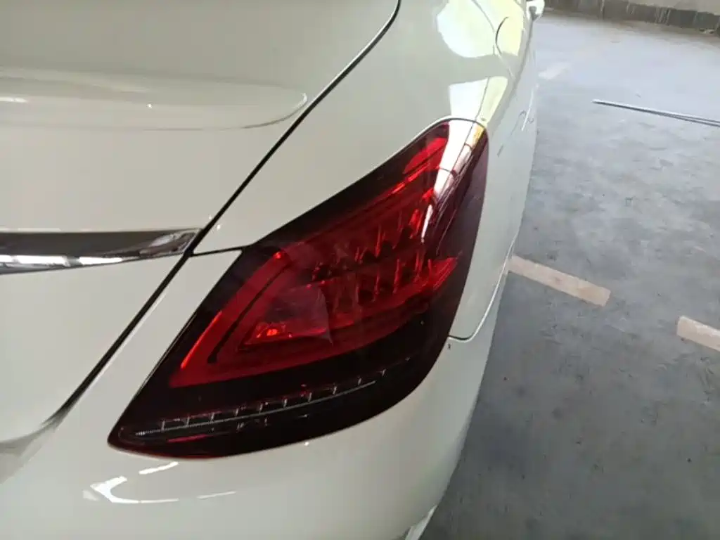 Mercedes-Benz C-Class — миниатюра 8
