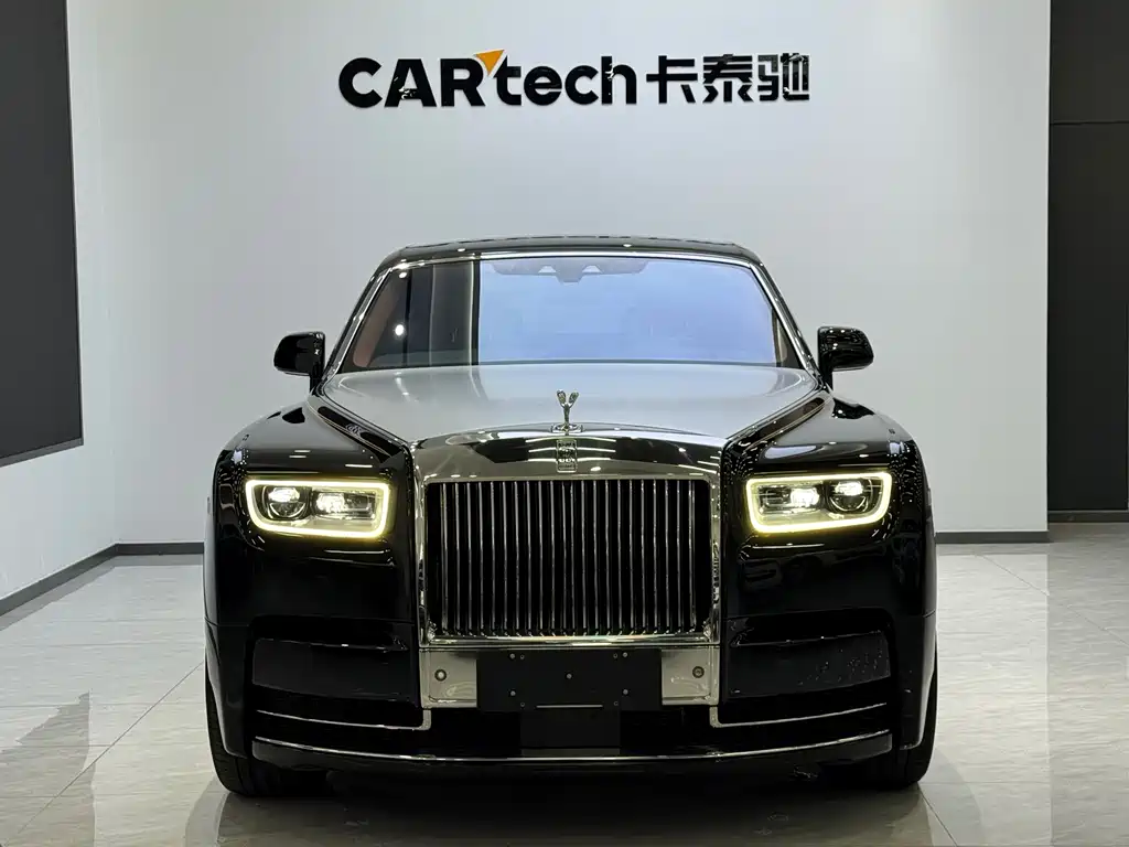 Rolls-Royce Phantom — миниатюра 2