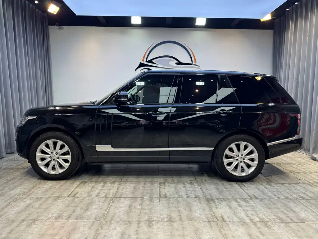 Land Rover Range Rover — миниатюра 4