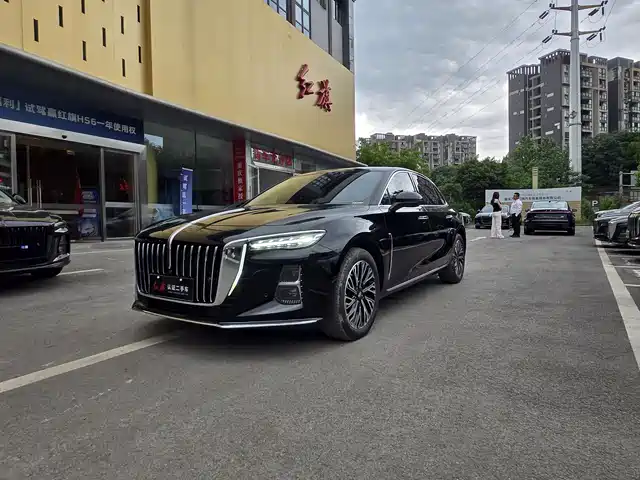 2025 Hongqi H5