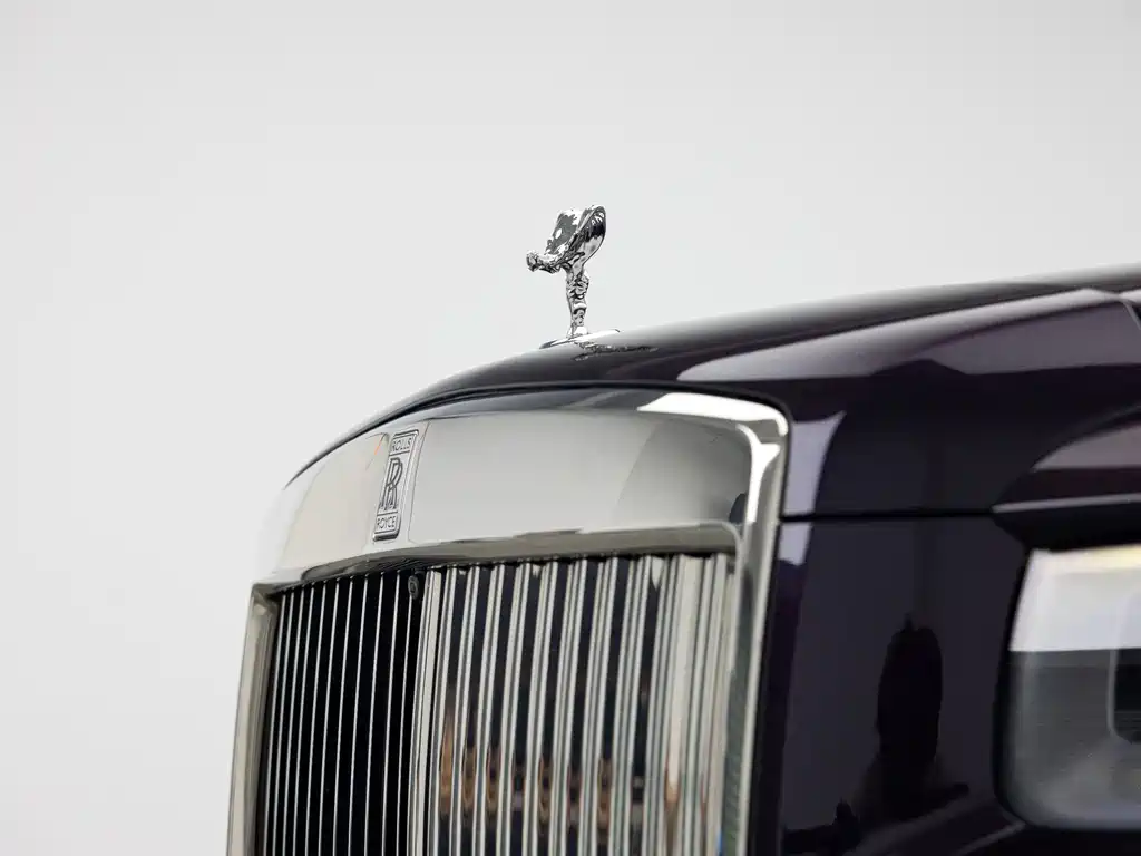 Rolls-Royce Cullinan 2018 мест