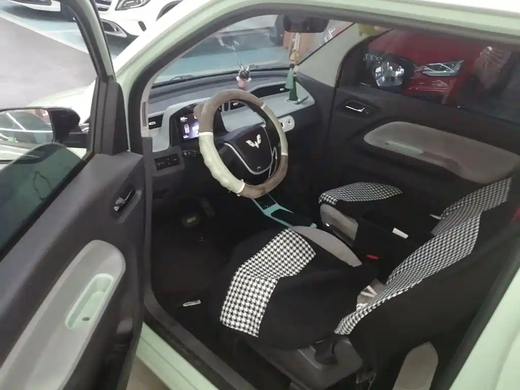 Wuling MINIEV — миниатюра 16