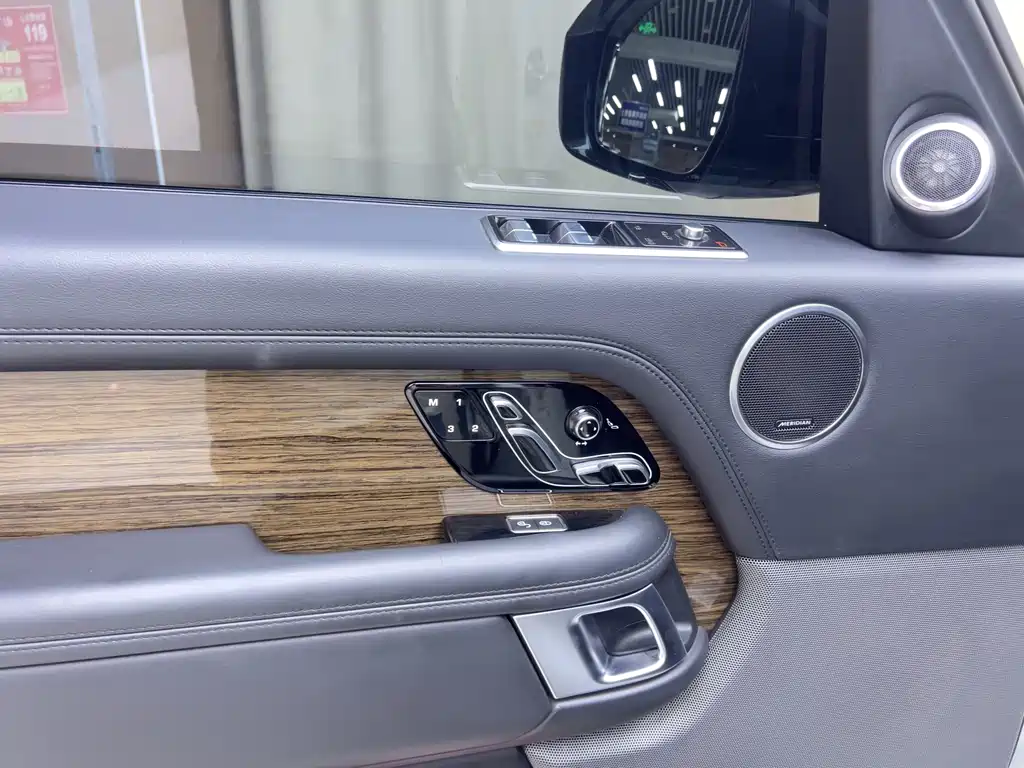 Land Rover Range Rover 2018 3.0 SC V6 Vogue Long Wheelbase