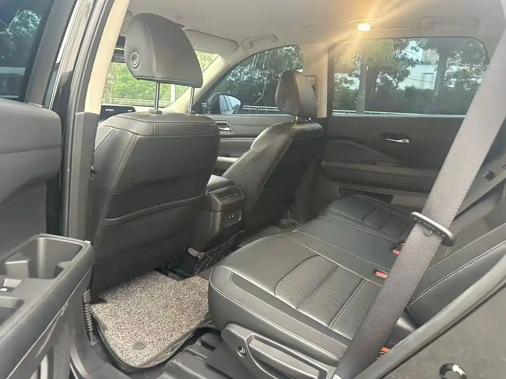 Nissan Pathfinder 2024 380VC-TURBO 7 мест
