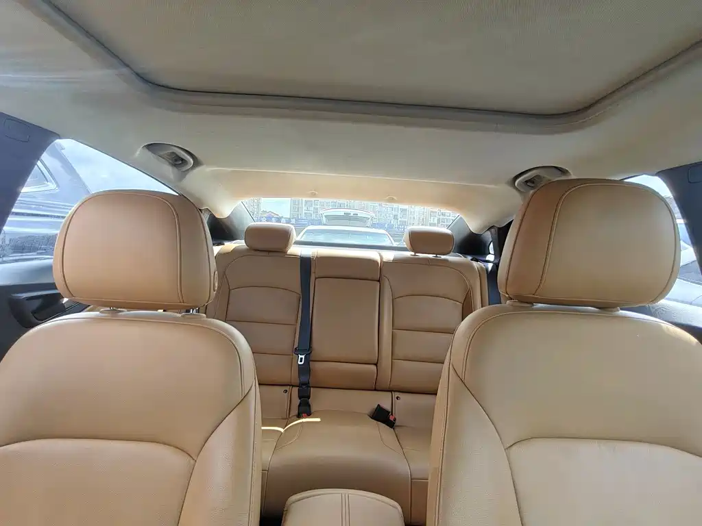 Chevrolet Malibu XL — миниатюра 12