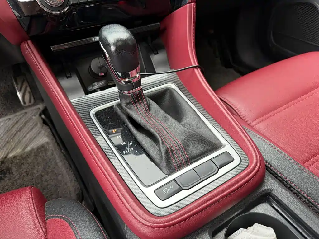 MG MG6 — миниатюра 9