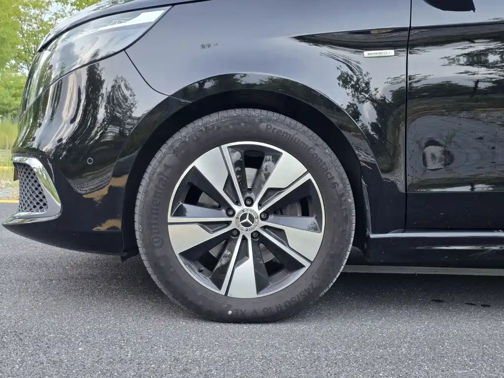 Mercedes-Benz V-Class — миниатюра 29