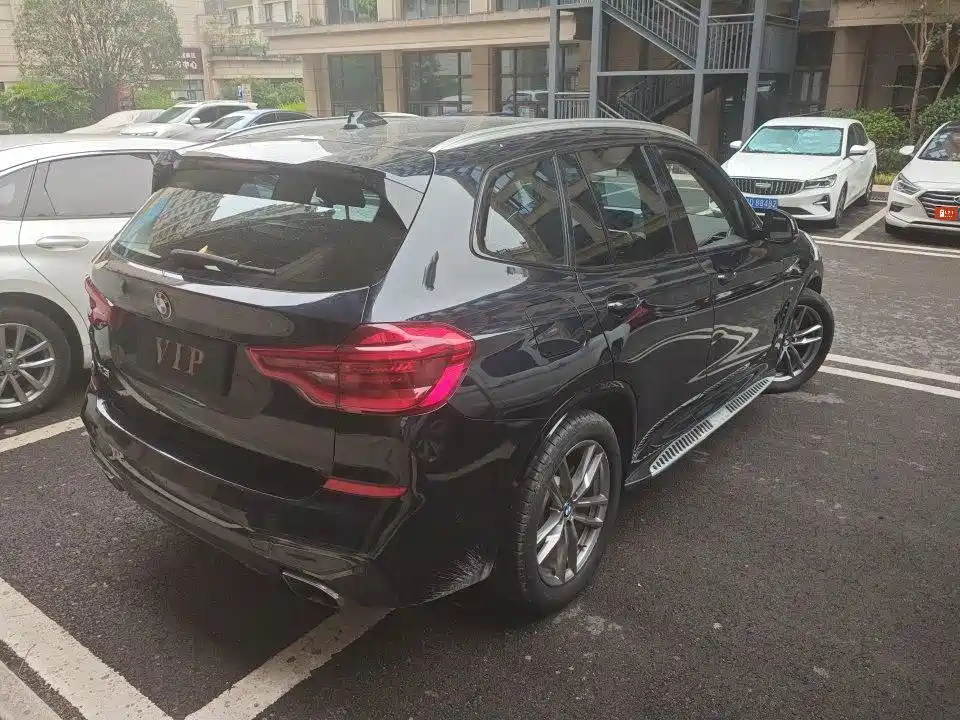 BMW X3 — миниатюра 9