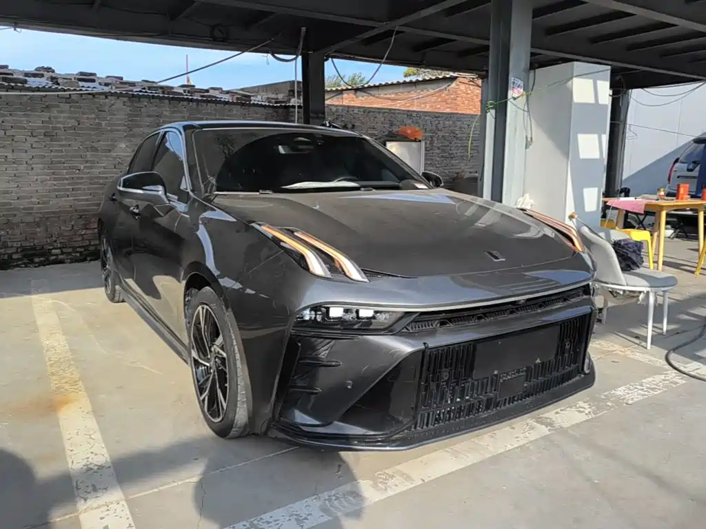 Lynk & Co 03 — миниатюра 4