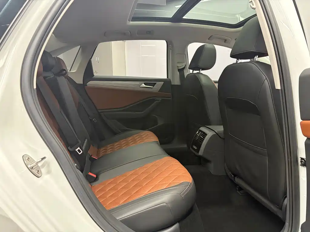 Volkswagen Sagitar — миниатюра 13
