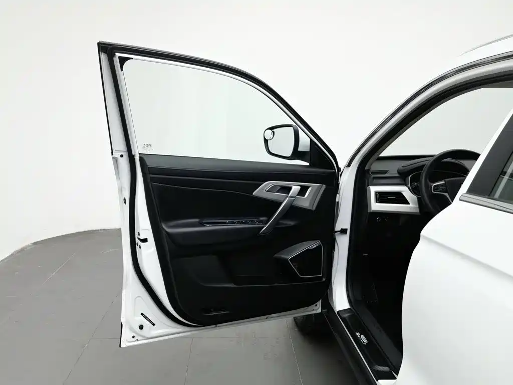 Geely Boyue — миниатюра 8