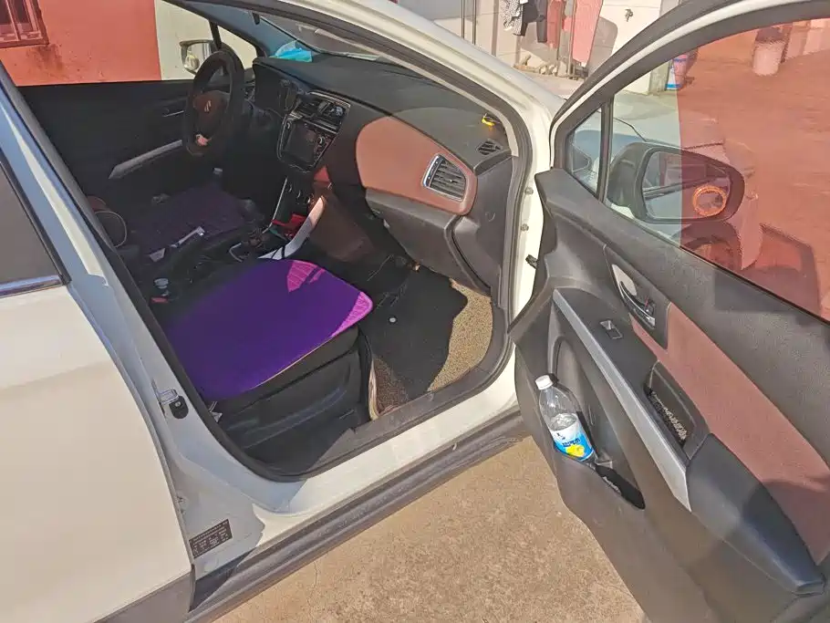 Suzuki Vitara — миниатюра 8