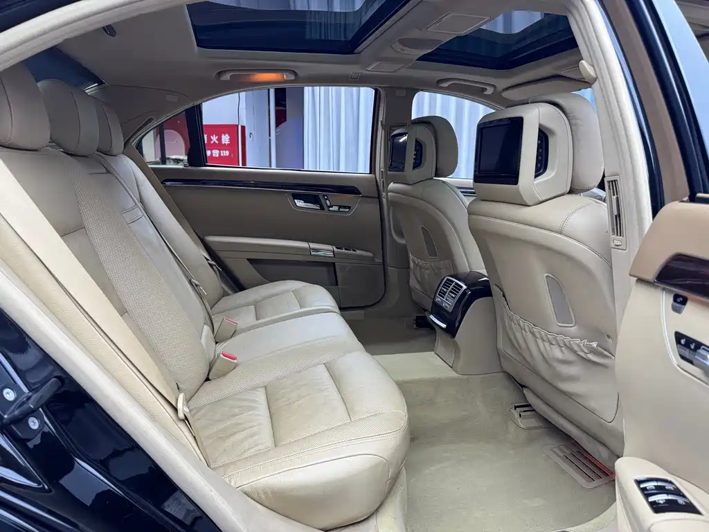 Mercedes-Benz S-Class — миниатюра 5