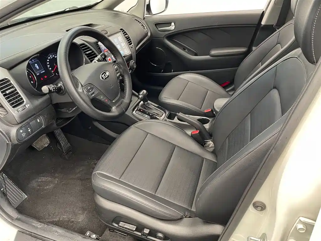 Kia K3 2017 1.6L AT 15 GLS