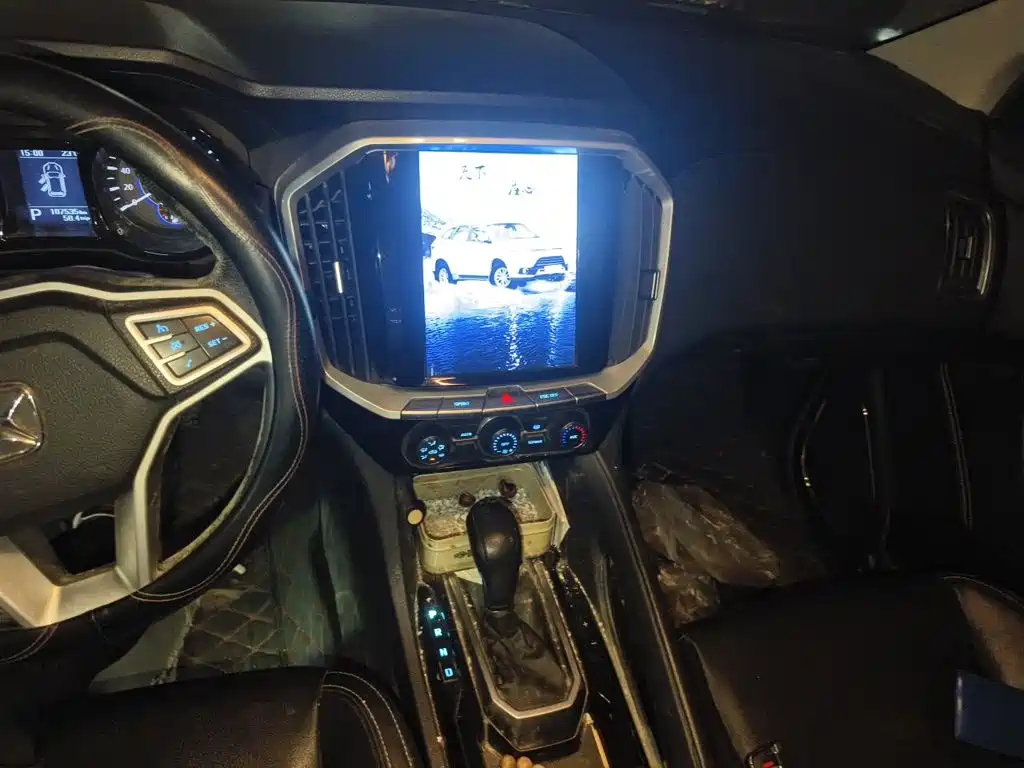 JMC Yusheng S350 — миниатюра 9