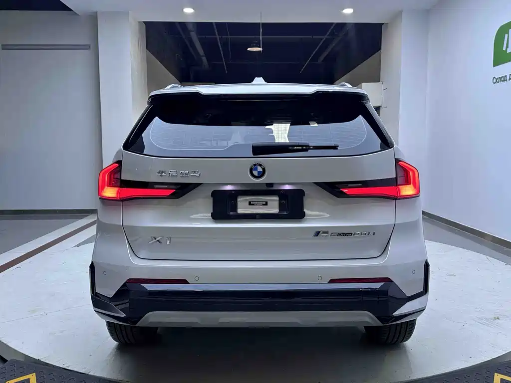 BMW X1 2023 sDrive20Li X